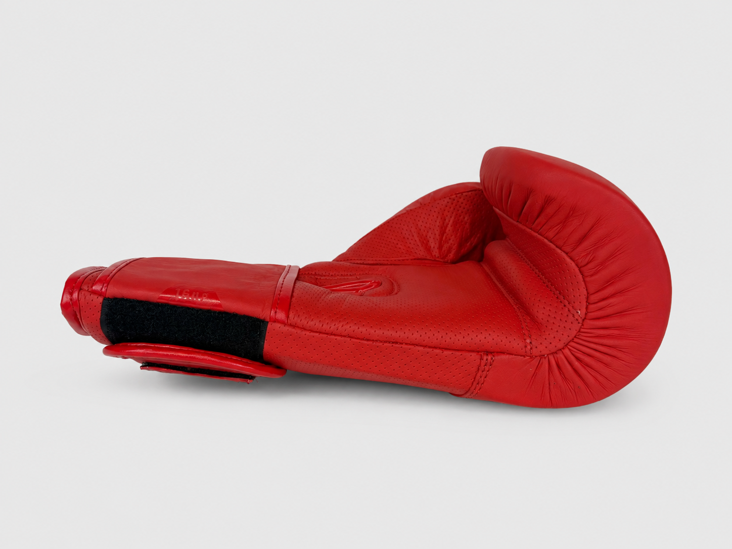 Luxe LTE Series Boxing Gloves - Crimson